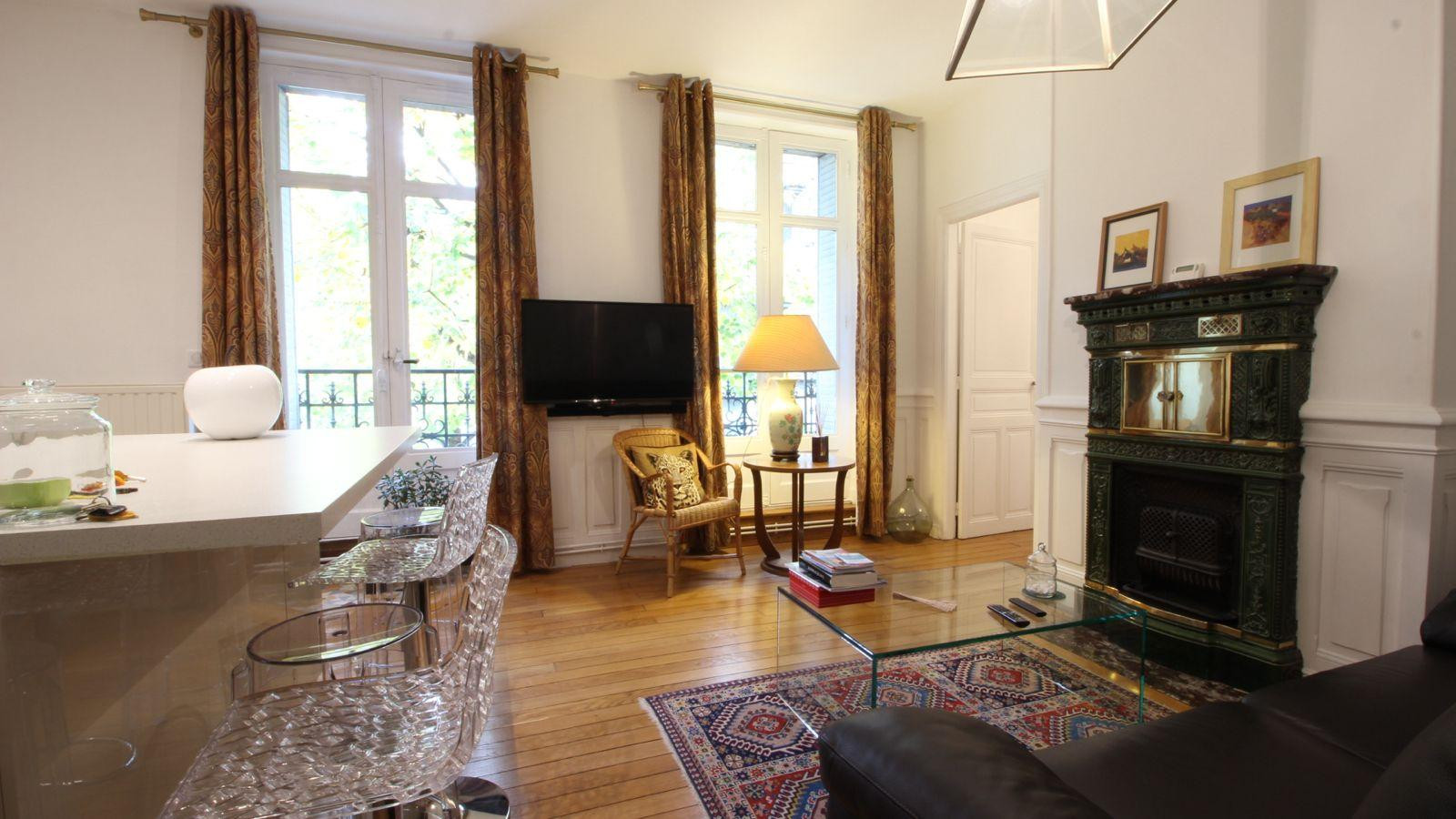 
                                                Location
                                                 Appartement hyper centre
