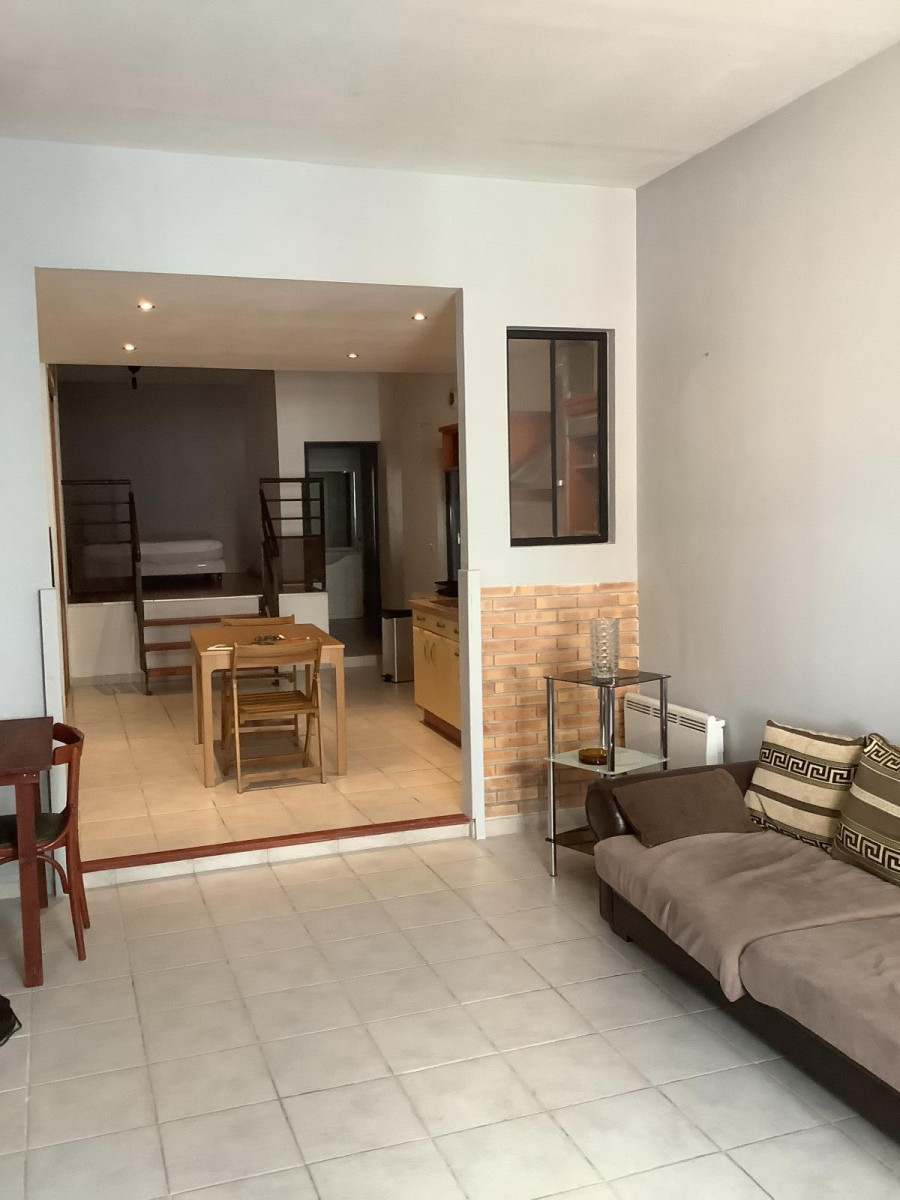 
                                                Location
                                                 Appartement idéal pour un jeune couple