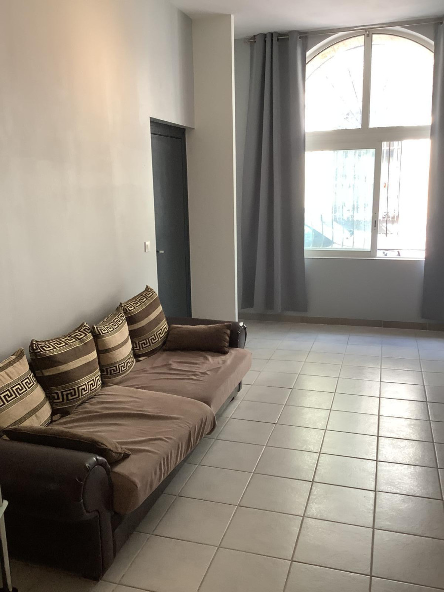
                                                Location
                                                 Appartement idéal pour un jeune couple
