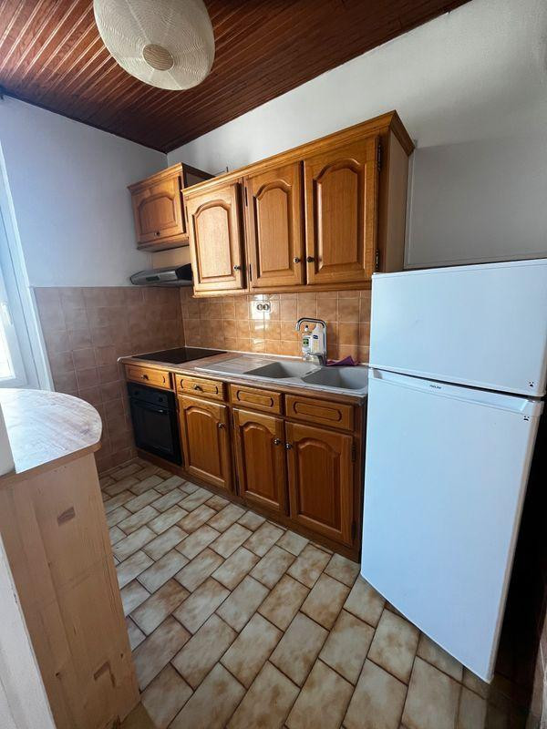 
                                                Location
                                                 Appartement intra muros T2 Bis