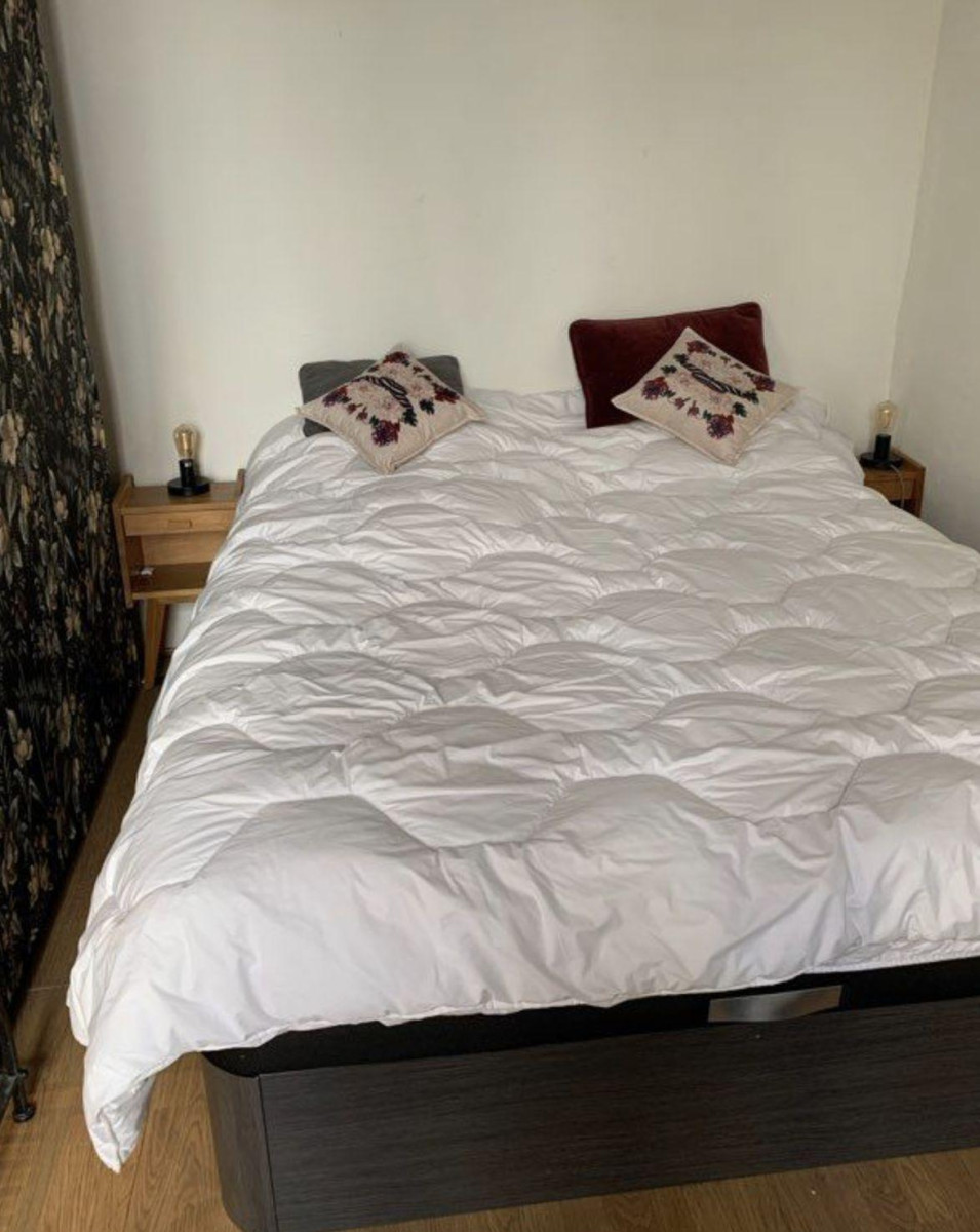 
                                                Location
                                                 Appartement location meublée Marais