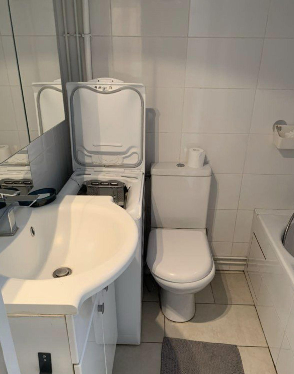 
                                                Location
                                                 Appartement location meublée Marais