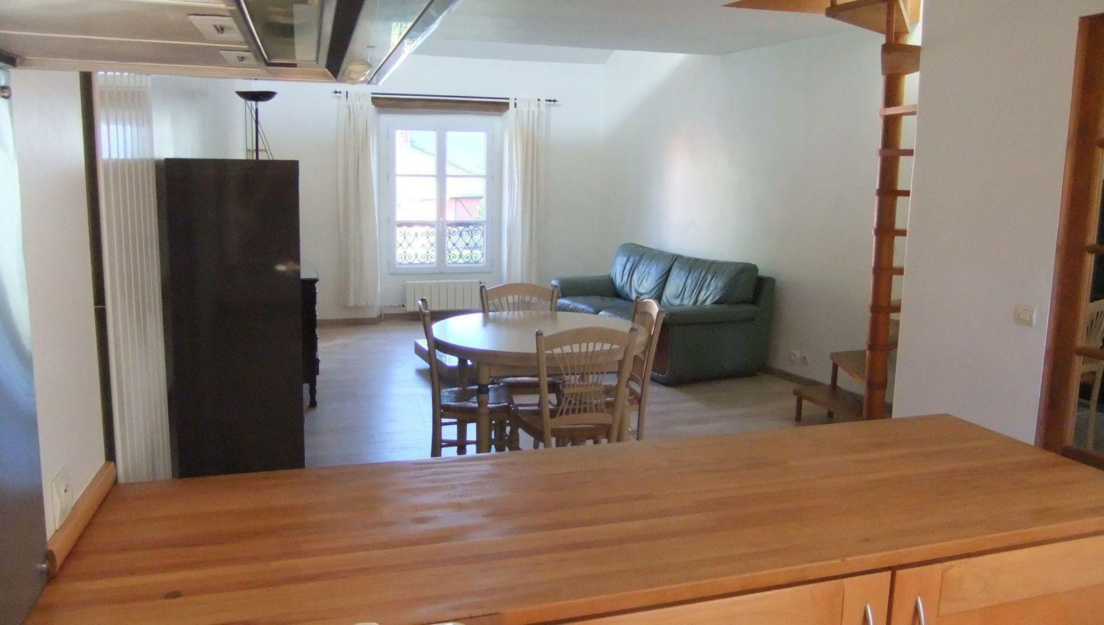 
                                                Location
                                                 Appartement / Loft 50 m² Meublé Boulogne Nord