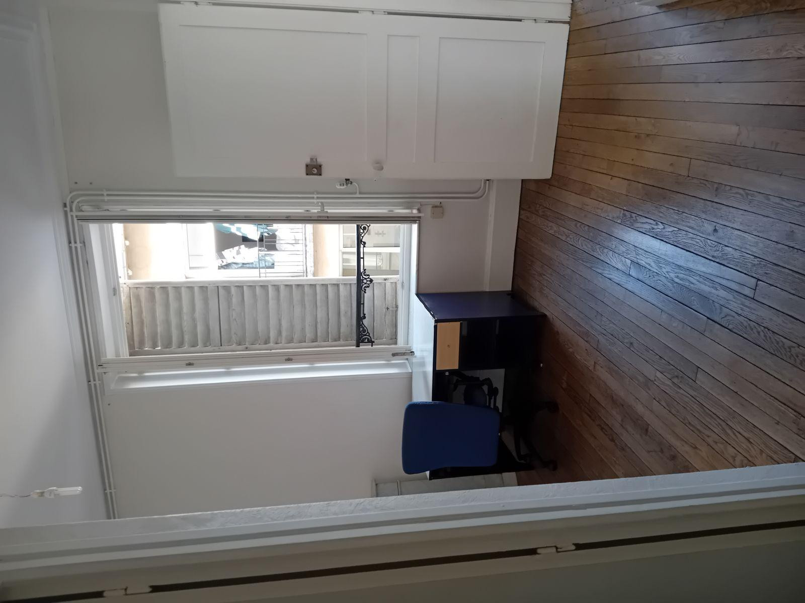 
                                                Location
                                                 Appartement lumineux 1er au calme à NANCY