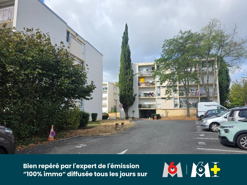 
                                                Vente
                                                 APPARTEMENT LUMINEUX - 3 chambres - proche commodités