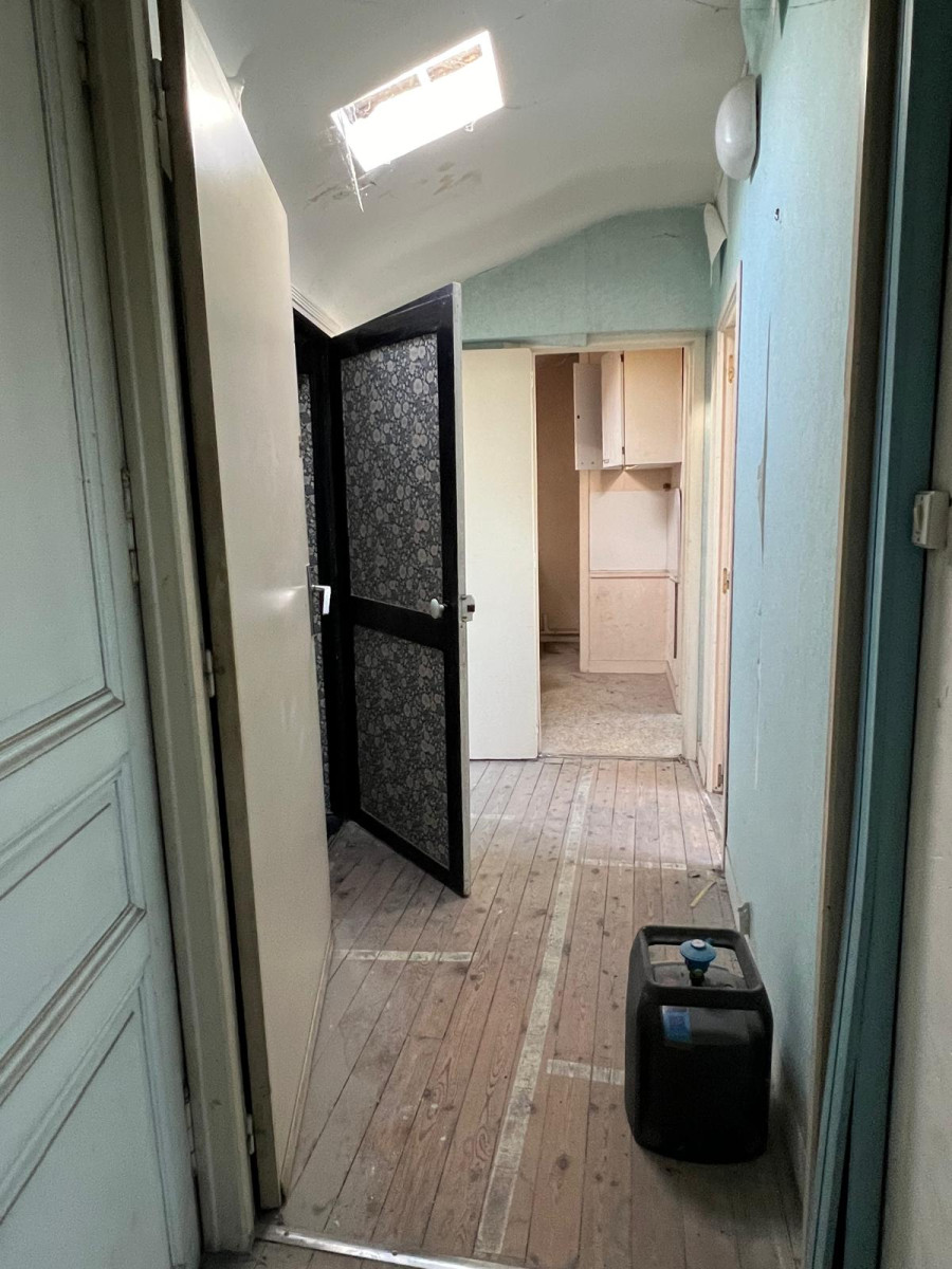 
                                                Vente
                                                 Appartement lumineux à vendre dans le quartier du Lycée, Angers