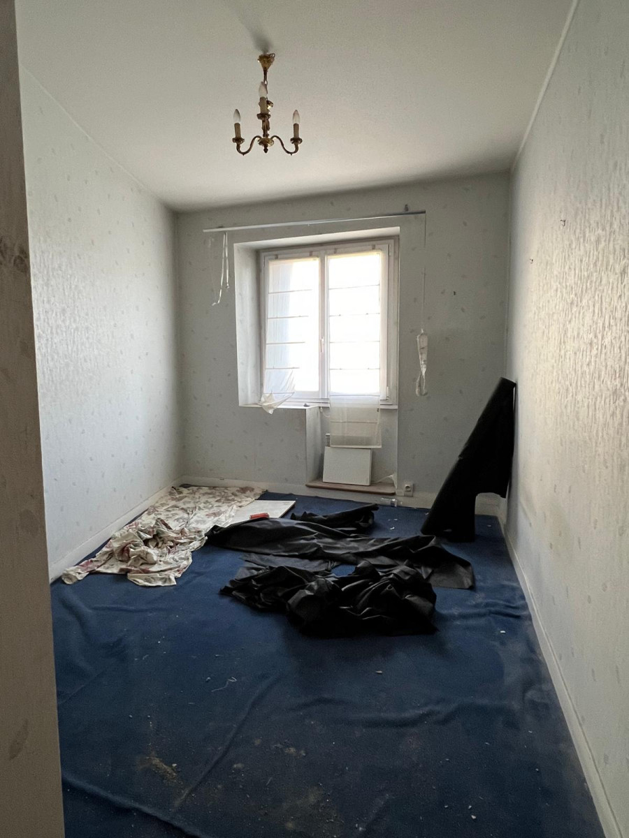 
                                                Vente
                                                 Appartement lumineux à vendre dans le quartier du Lycée, Angers