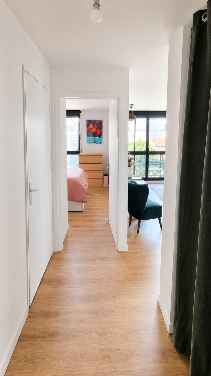 
                                                Vente
                                                 Appartement lumineux avec balcon à Bordeaux