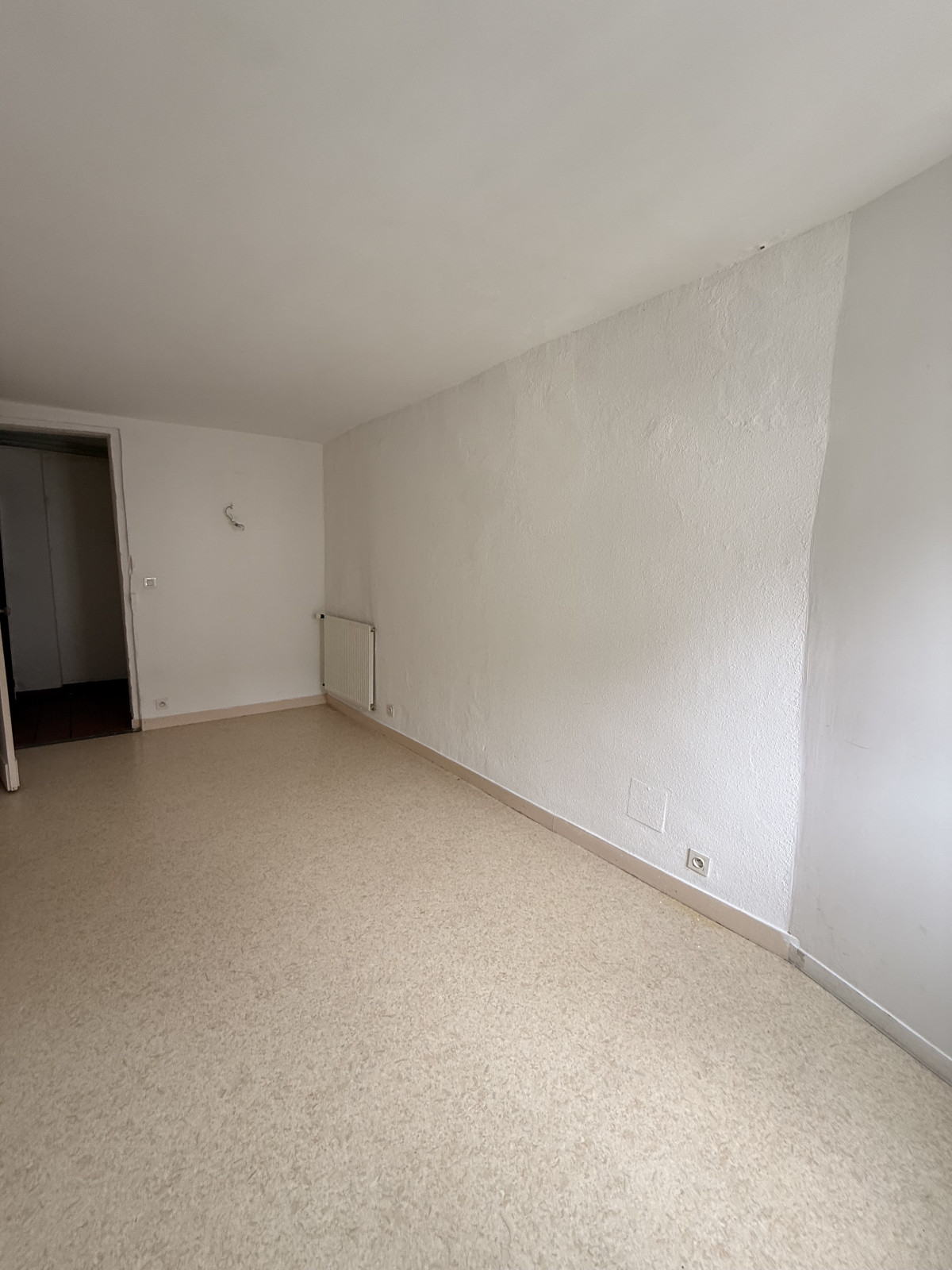 
                                                Vente
                                                 Appartement lumineux avec cheminée au cœur de Nantes