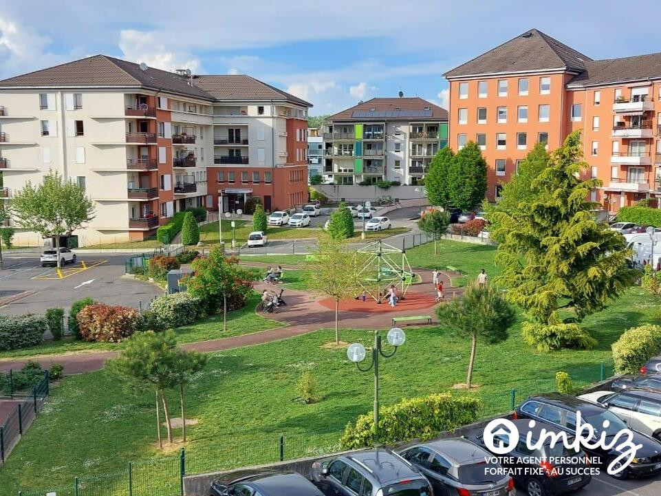 
                                                Vente
                                                 Appartement Lumineux avec séjour ouvert sur balcon