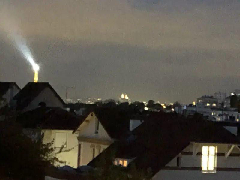 
                                                Location
                                                 Appartement lumineux, balcon, superbe vue dégagée