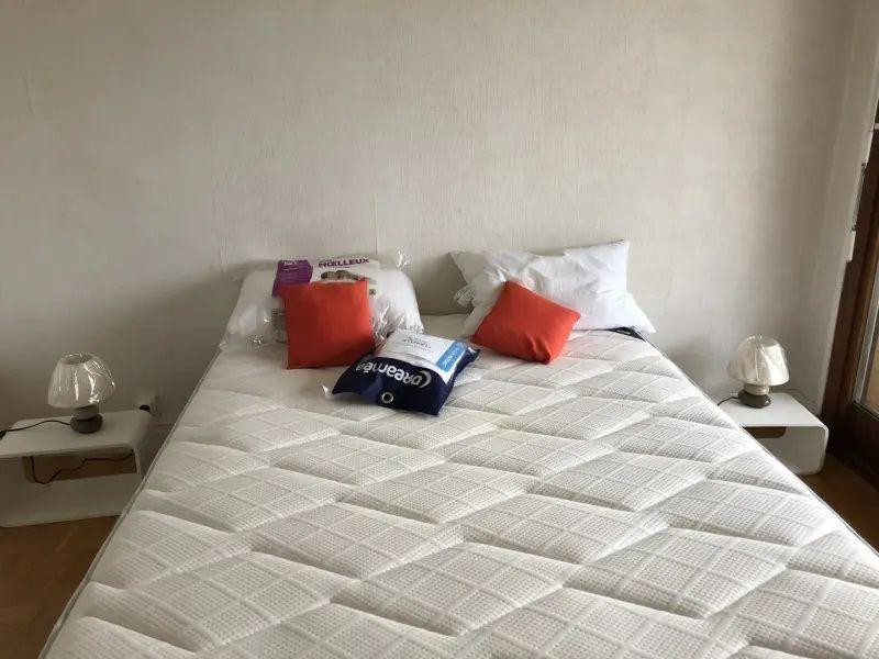 
                                                Location
                                                 Appartement lumineux, balcon, superbe vue dégagée