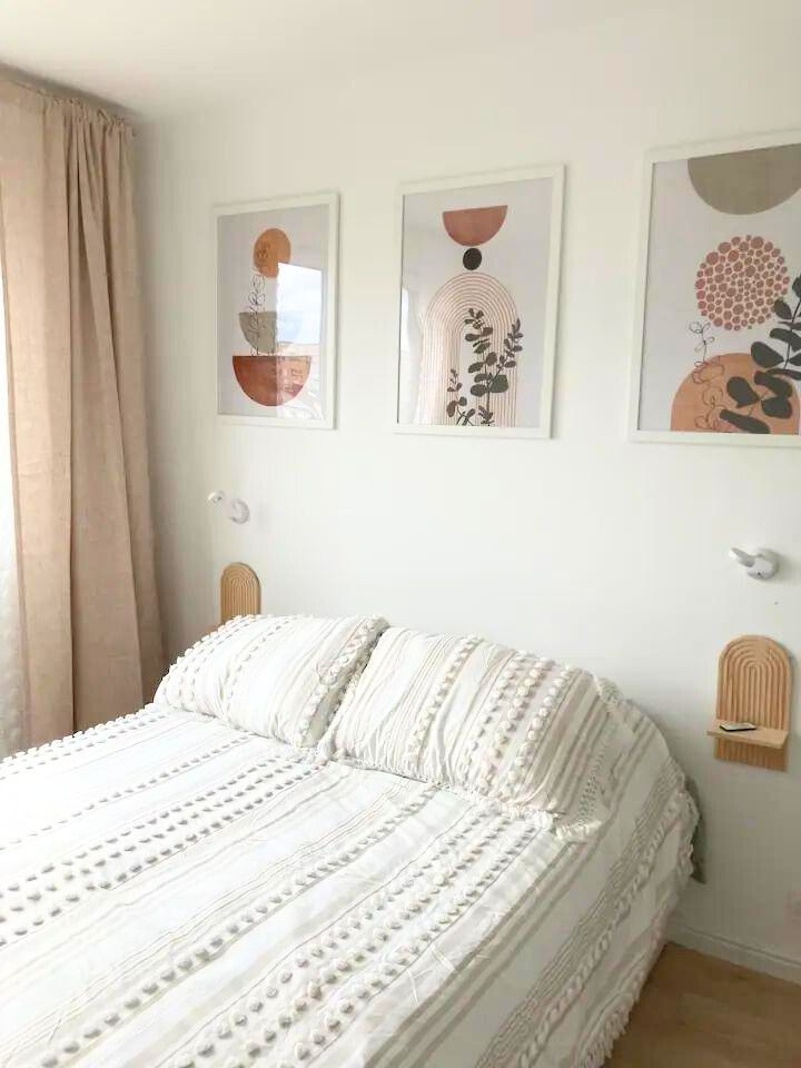 
                                                Location
                                                 Appartement lumineux & calme (loyer tout inclus)