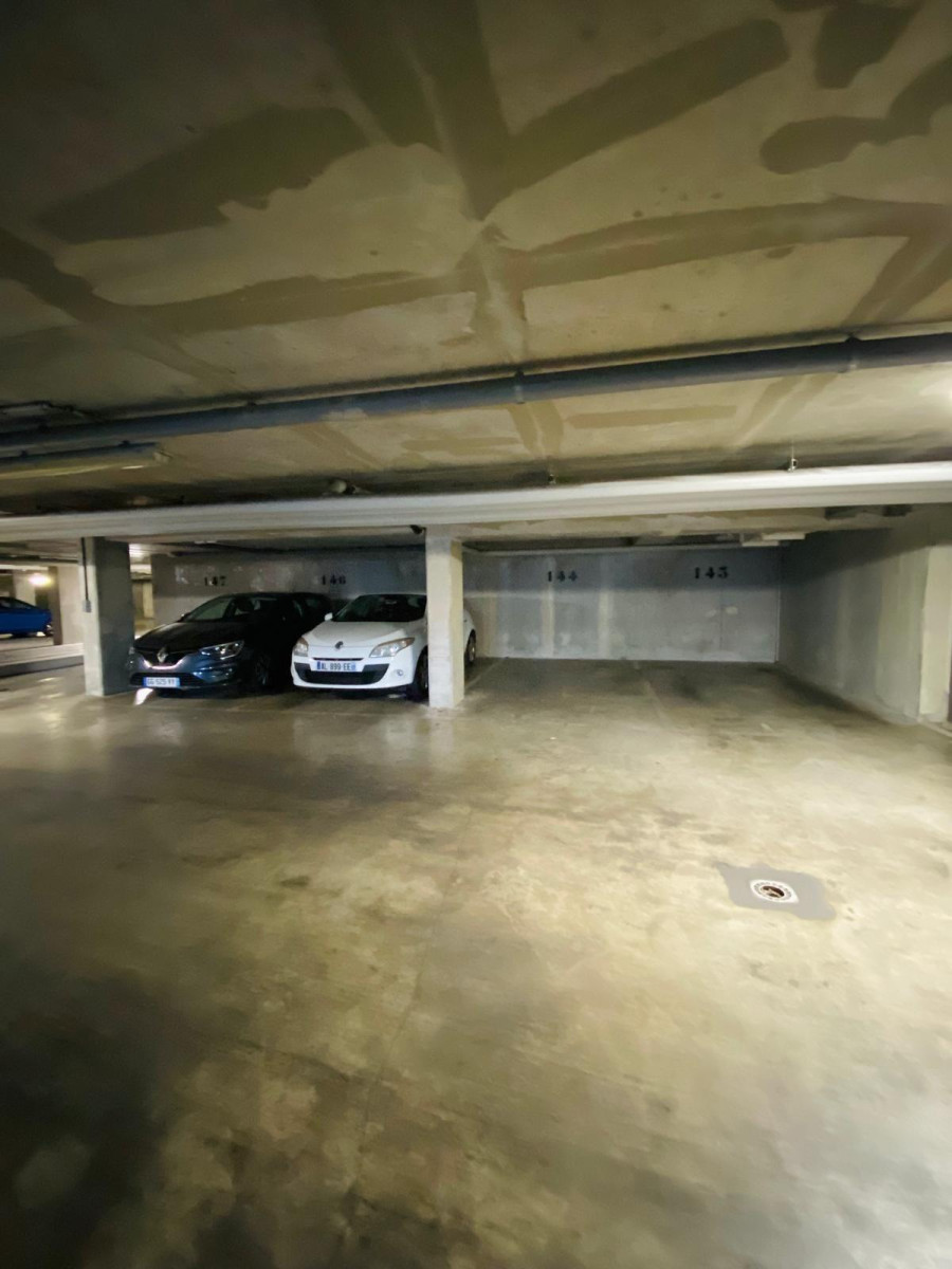 
                                                Location
                                                 APPARTEMENT LUMINEUX EN EXCELLENT ETAT - VITRY 94