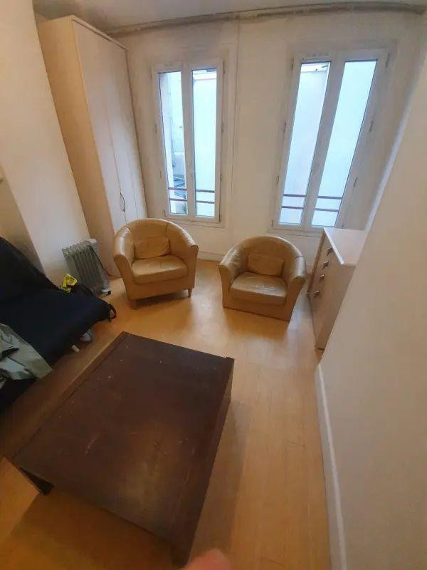 
                                                Location
                                                 Appartement lumineux et bien équipé