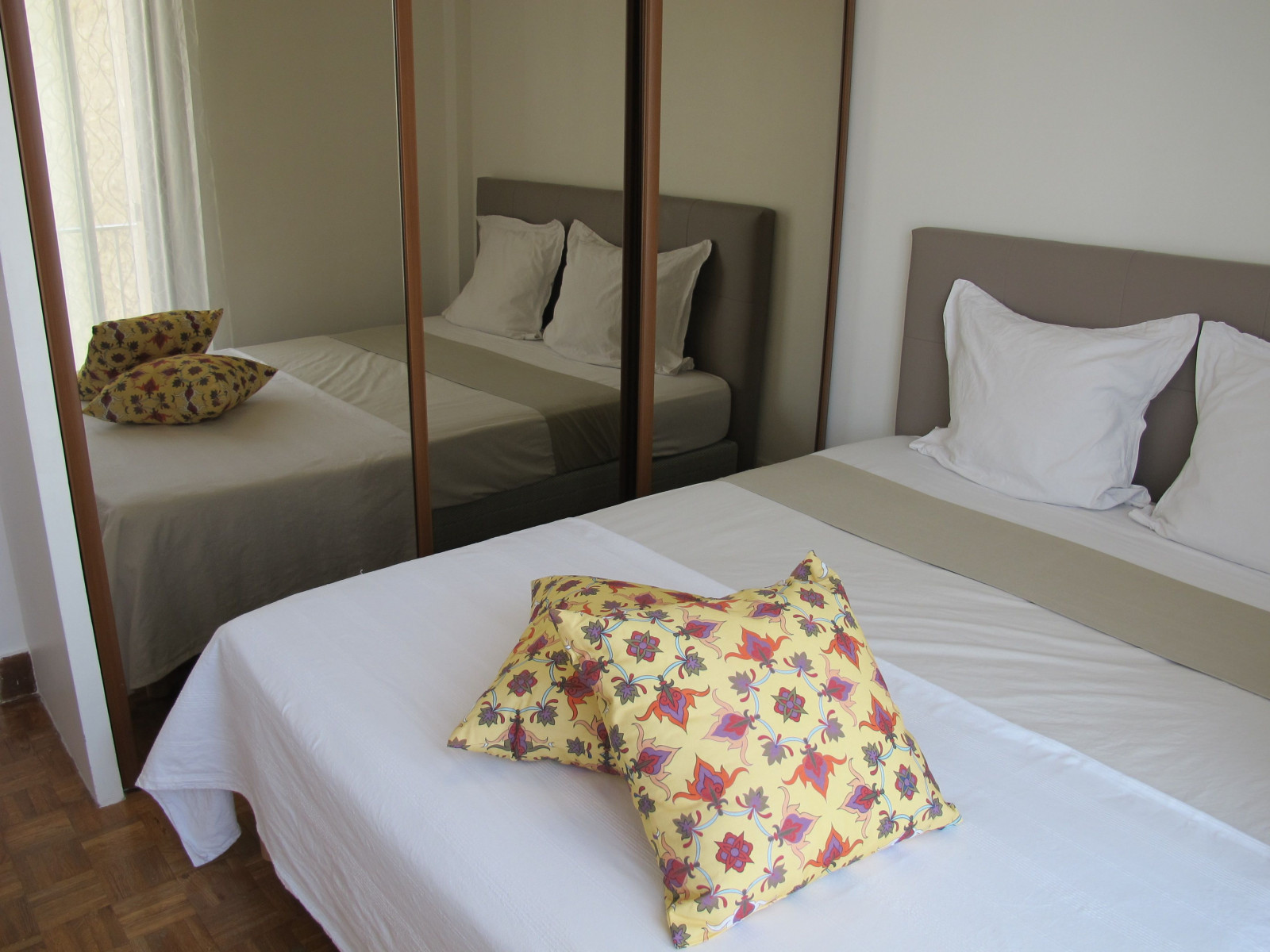 
                                                Location
                                                 Appartement lumineux et fonctionnel (loyer tout inclus)