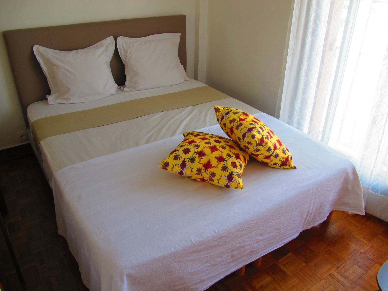 
                                                Location
                                                 Appartement lumineux et fonctionnel (loyer tout inclus)
