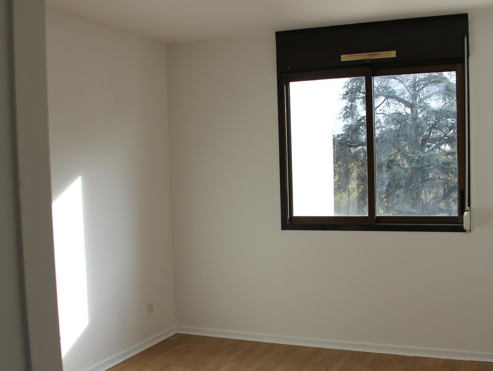 
                                                Vente
                                                 Appartement lumineux  proche Monts d’Or