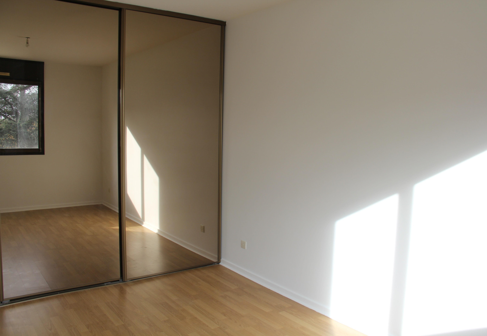 
                                                Vente
                                                 Appartement lumineux  proche Monts d’Or