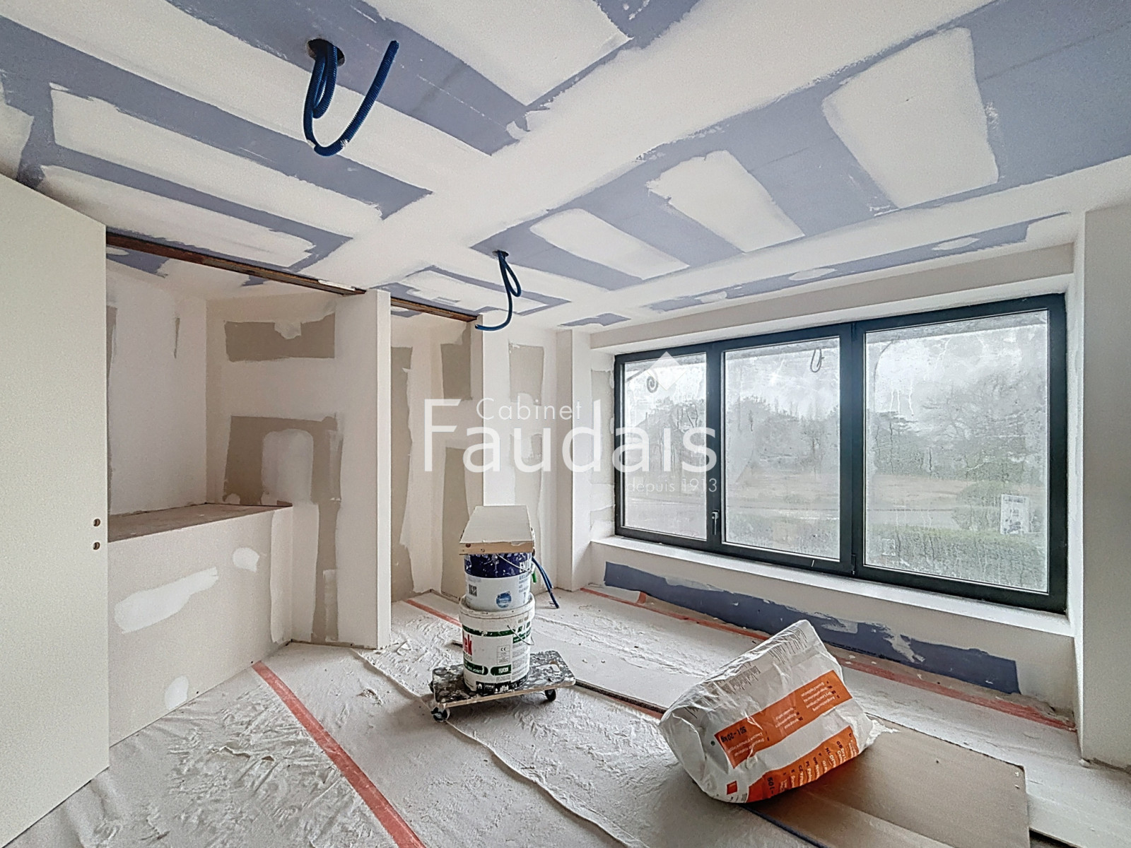 
                                                Vente
                                                 Appartement lumineux proche plage   Carolles, entre Granvill
