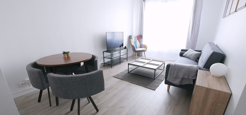 
                                                Location
                                                 Appartement meublé