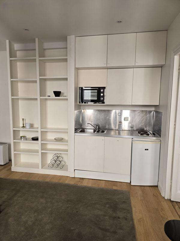 
                                                Location
                                                 Appartement meublé 2 pièces 35m2 Trocadéro