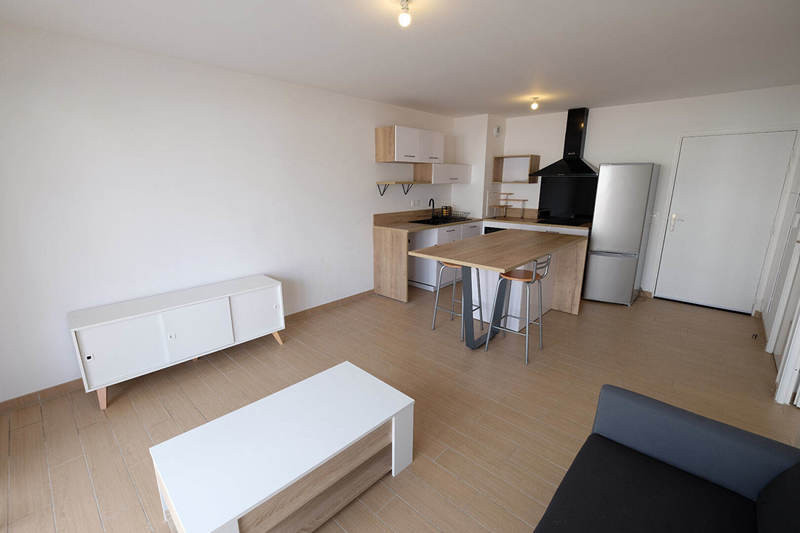 
                                                Location
                                                 Appartement meublé 2 pièces 41,04 m2 terrasse