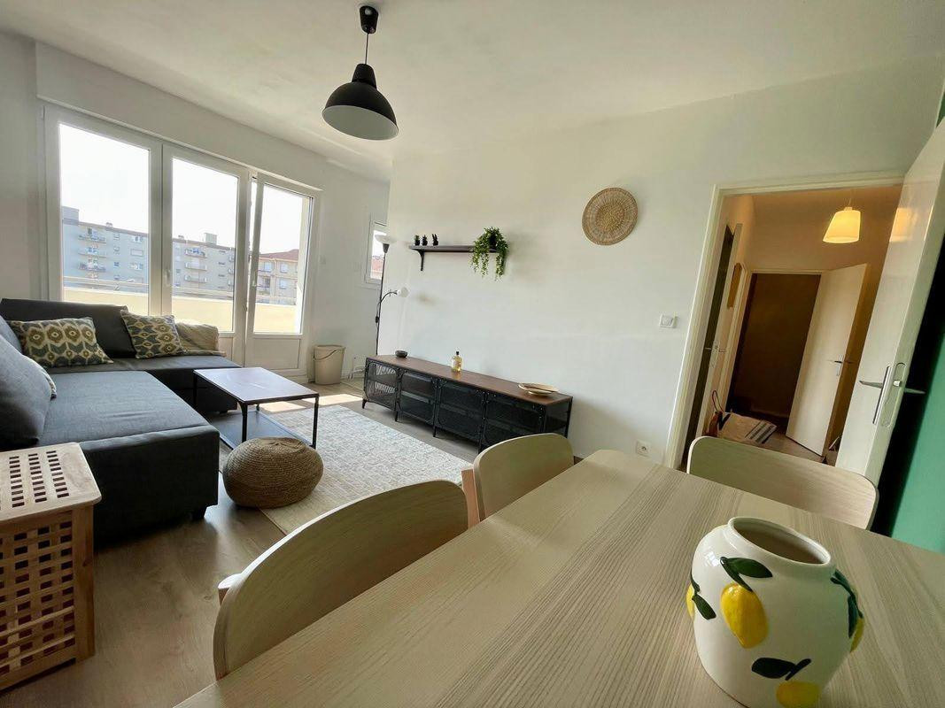 
                                                Location
                                                 Appartement meublé 2 pièces – 42m² – Sablon