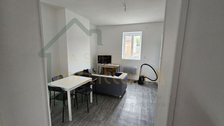 
                                                Location
                                                 Appartement meublé 2 pièces