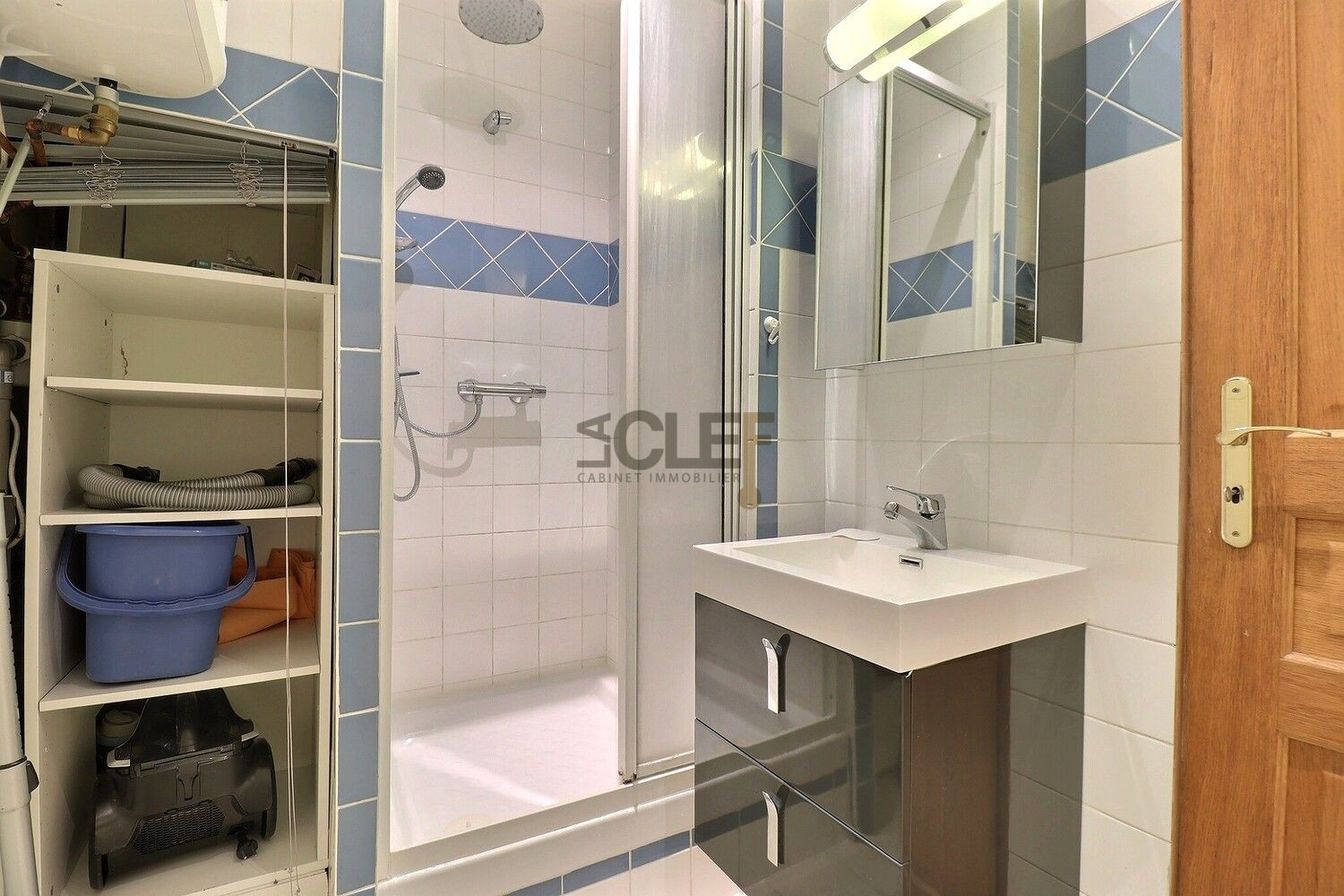 
                                                Location
                                                 Appartement meublé 2 pièces - Montrouge