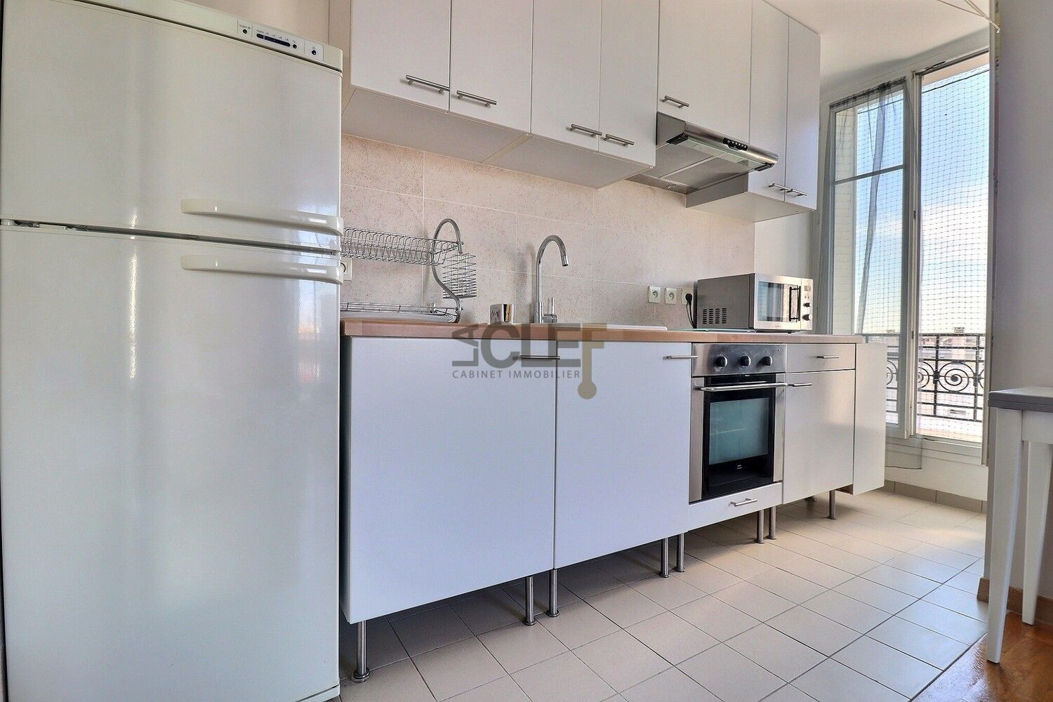 
                                                Location
                                                 Appartement meublé 2 pièces - Montrouge