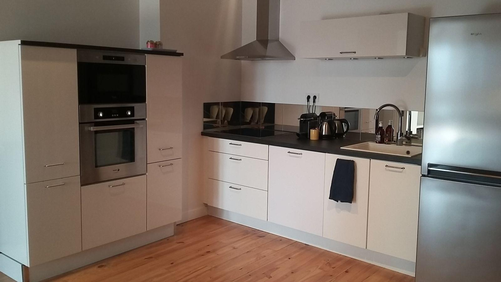 
                                                Location
                                                 Appartement meublé 3 chambres avec vue Vieux Lyon