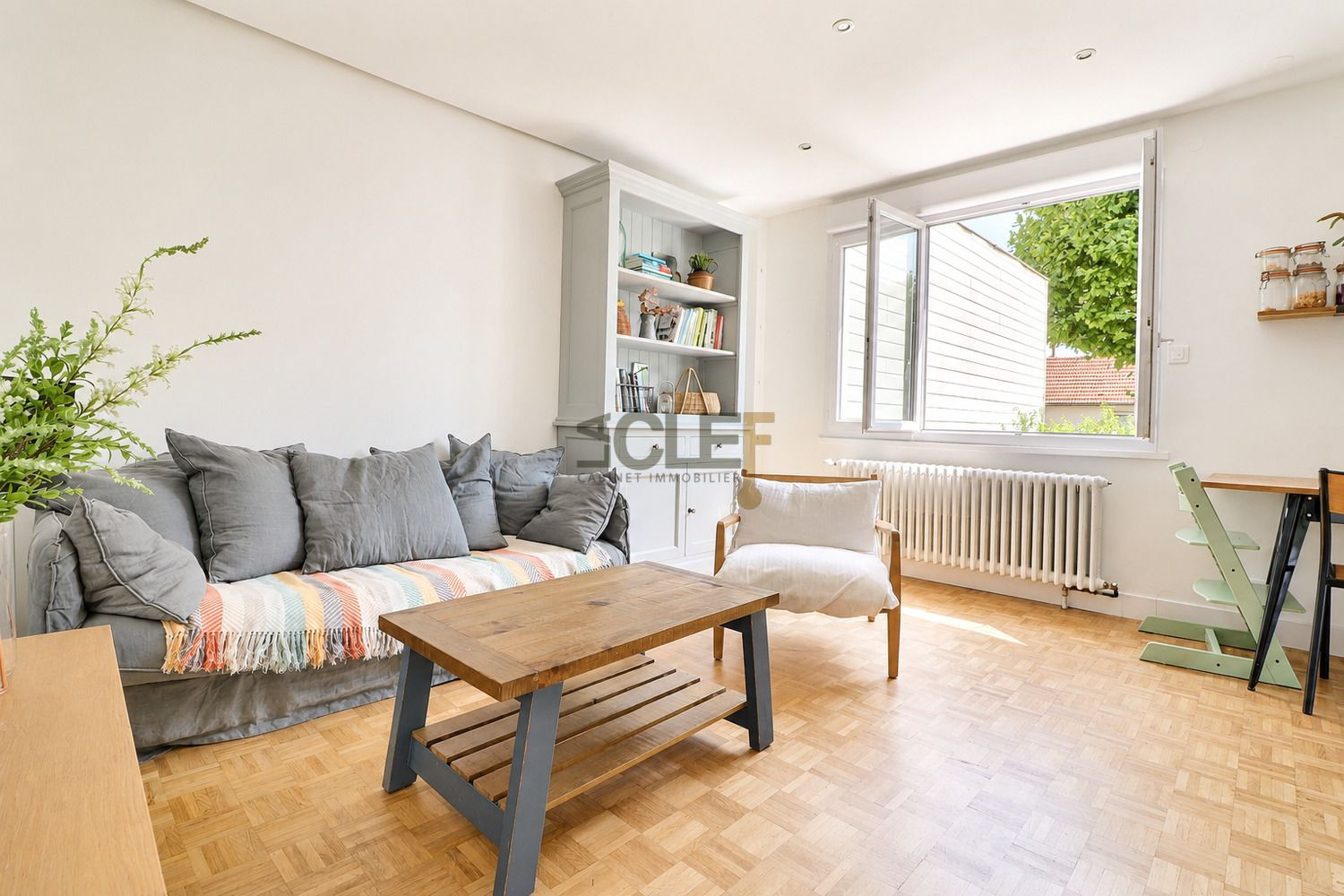 
                                                Location
                                                 Appartement meublé 3 pièces - 59m² - Bagneux