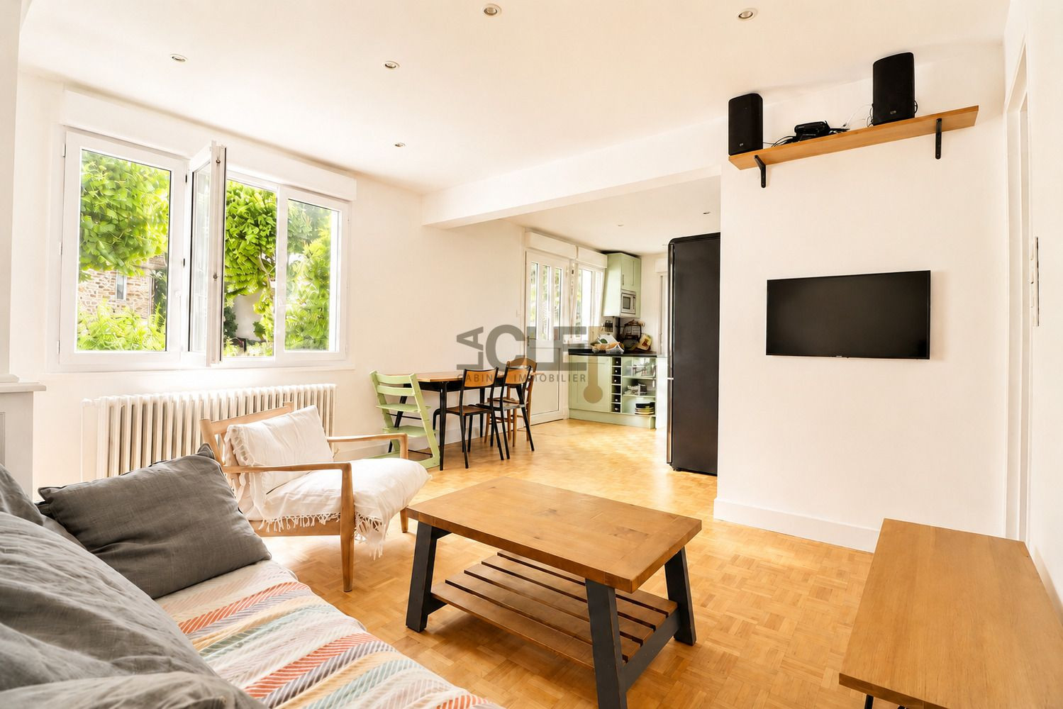 
                                                Location
                                                 Appartement meublé 3 pièces - 59m² - Bagneux