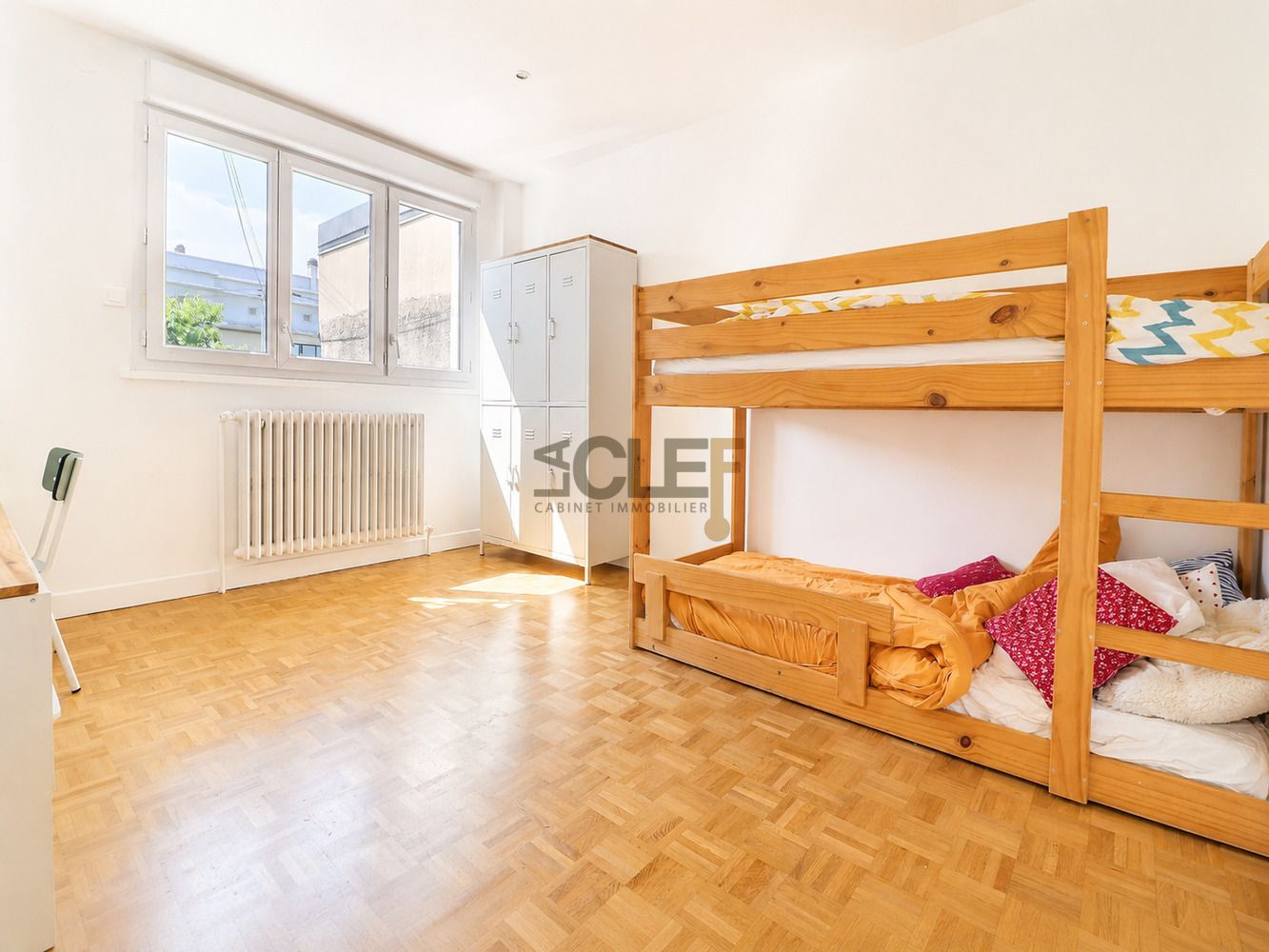 
                                                Location
                                                 Appartement meublé 3 pièces - 59m² - Bagneux