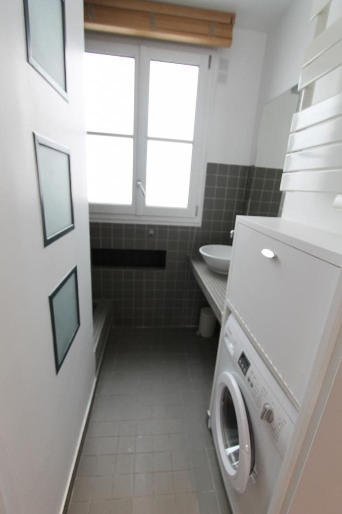 
                                                Location
                                                 Appartement meublé 3 pièces avec cave et balcon