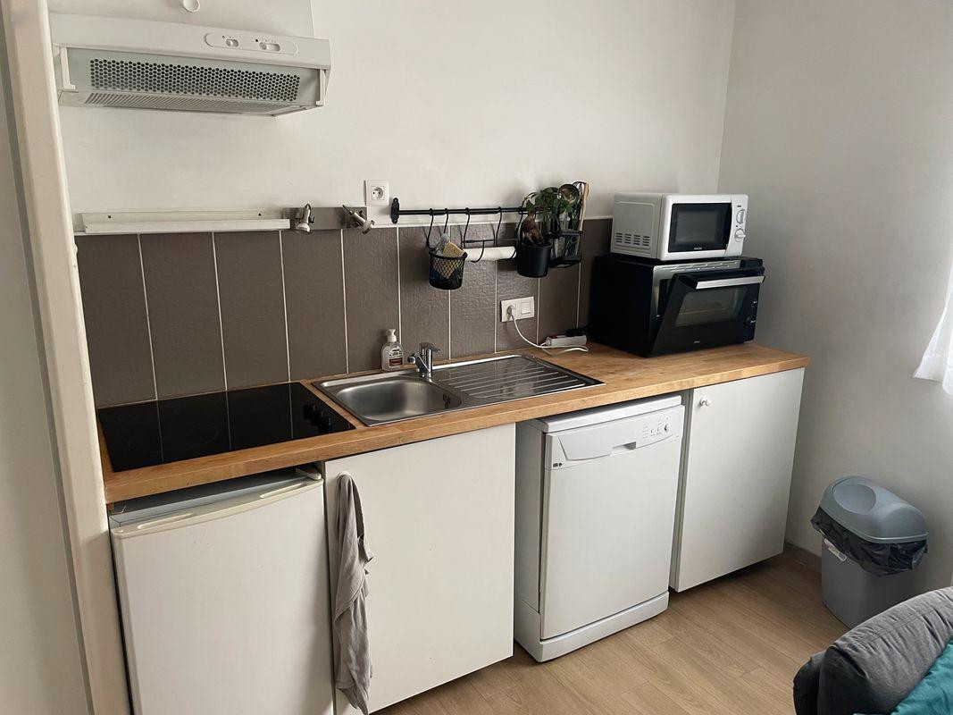 
                                                Location
                                                 Appartement Meublé 34 M2 Lille Bois Blancs
