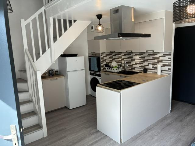 
                                                Location
                                                 Appartement meublé 37 m2 -les sables blancs