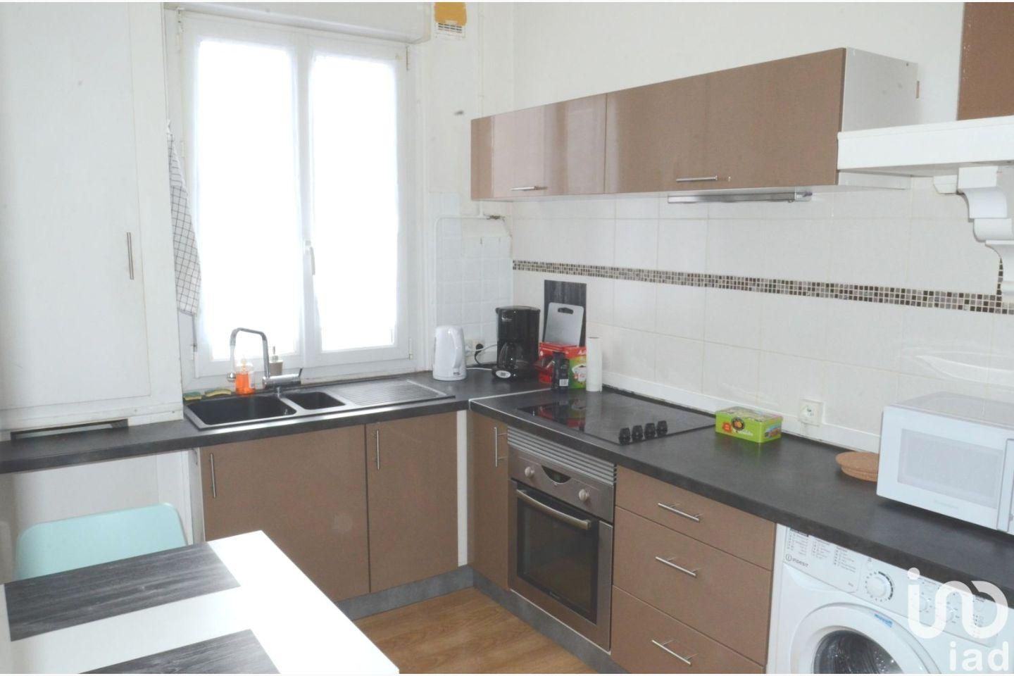 
                                                Location
                                                 Appartement meublé