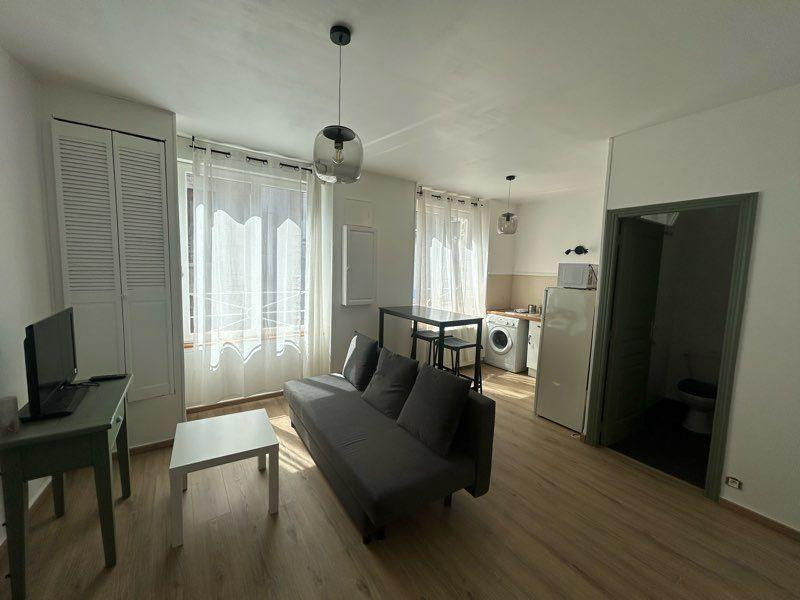 
                                                Location
                                                 Appartement meublé