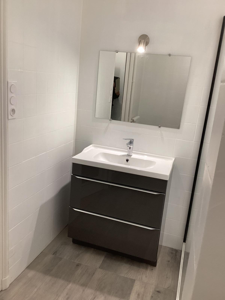 
                                                Location
                                                 Appartement meublé