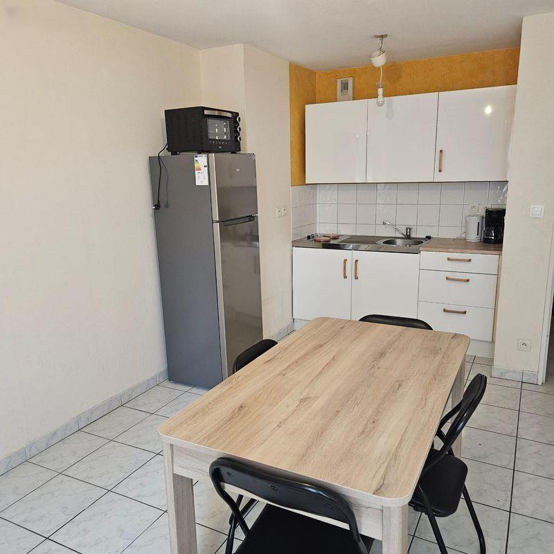 
                                                Location
                                                 Appartement meublé