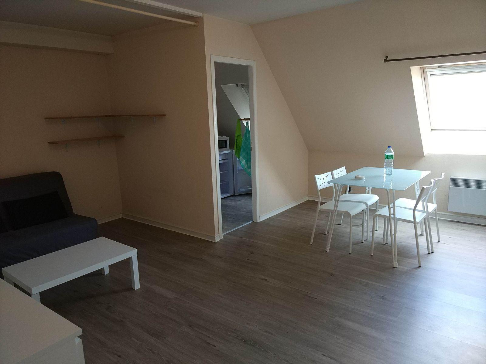 
                                                Location
                                                 Appartement Meublé