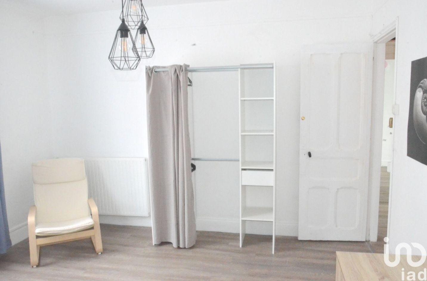 
                                                Location
                                                 Appartement meublé