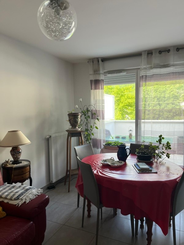 
                                                Location
                                                 Appartement meublé 73 m2 Garage & Terrasse