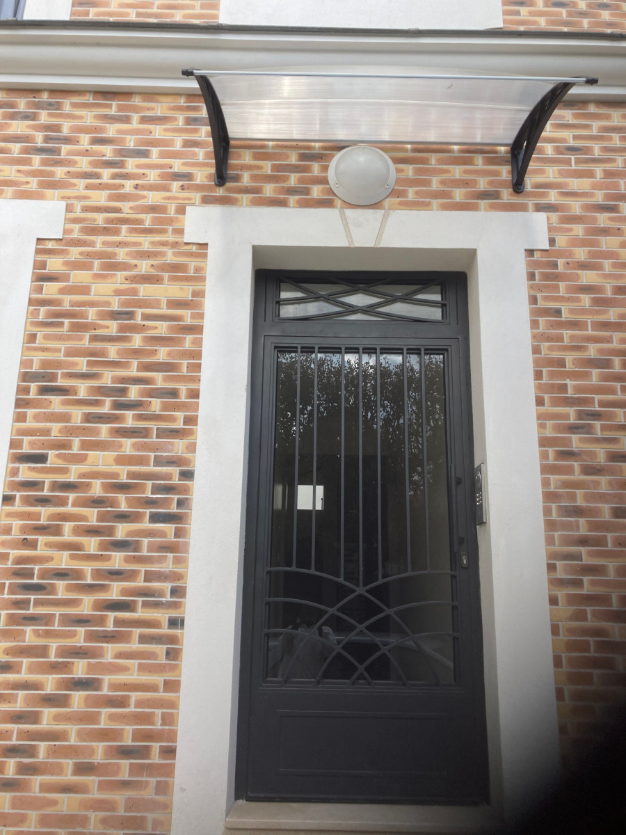 
                                                Location
                                                 Appartement meublé à Argenteuil (loyer tout inclus)