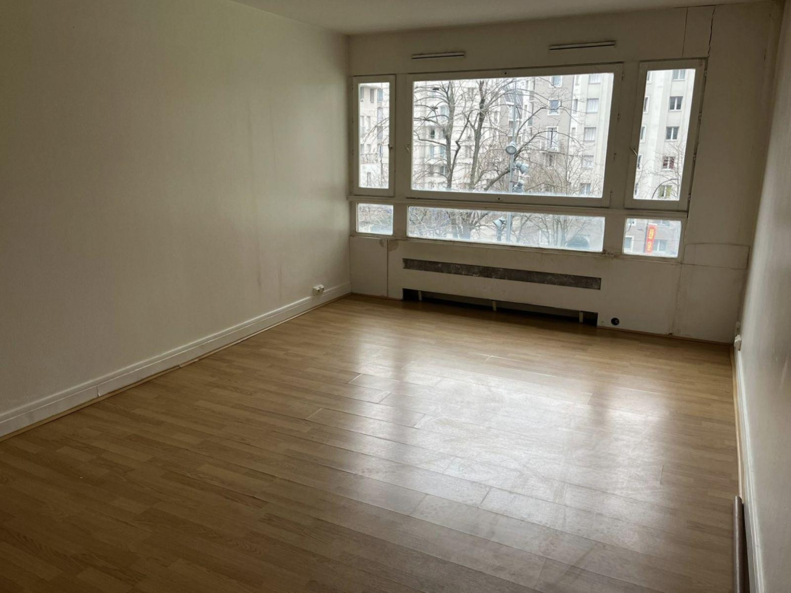 
                                                Location
                                                 Appartement meublé à louer
