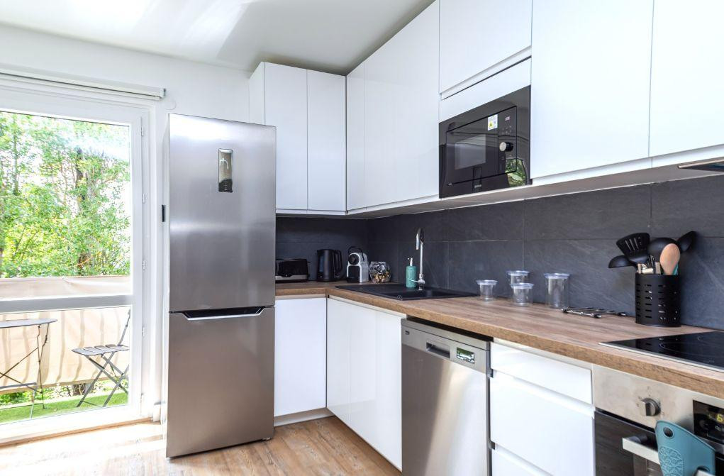 
                                                Location
                                                 Appartement meublé à louer