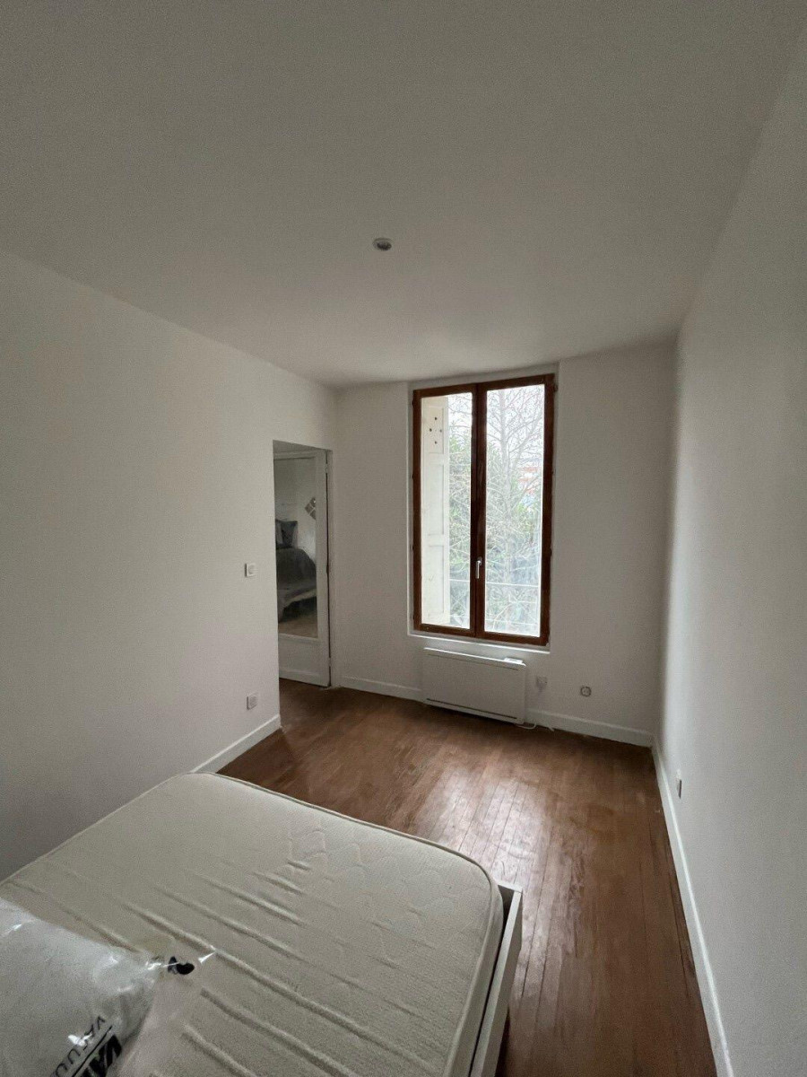 
                                                Location
                                                 Appartement meublé à louer