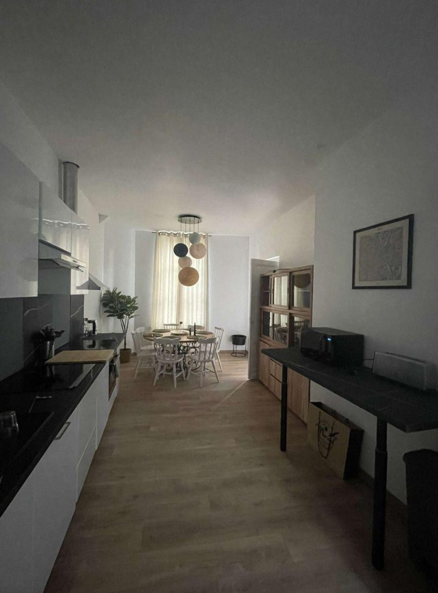 
                                                Colocation
                                                 Appartement meublé à louer